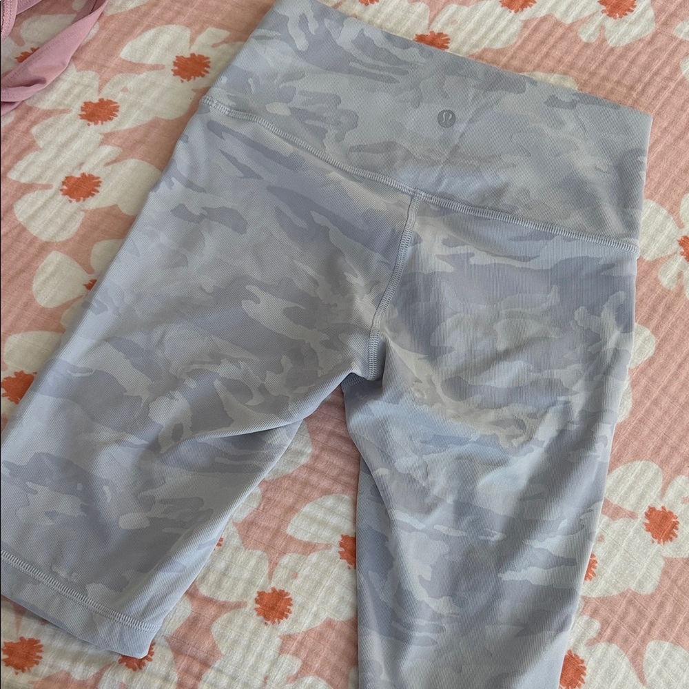 Lululemon short